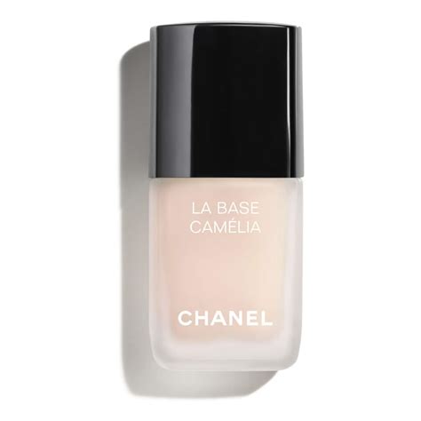 CHANEL LA BASE CAMÉLIA La base fortifiante, protectrice.